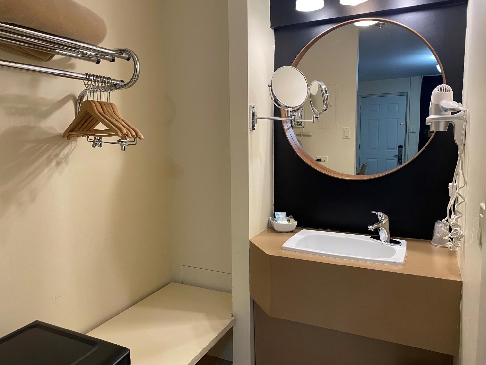 Hotel Centre-Ville Montmagny Luaran gambar