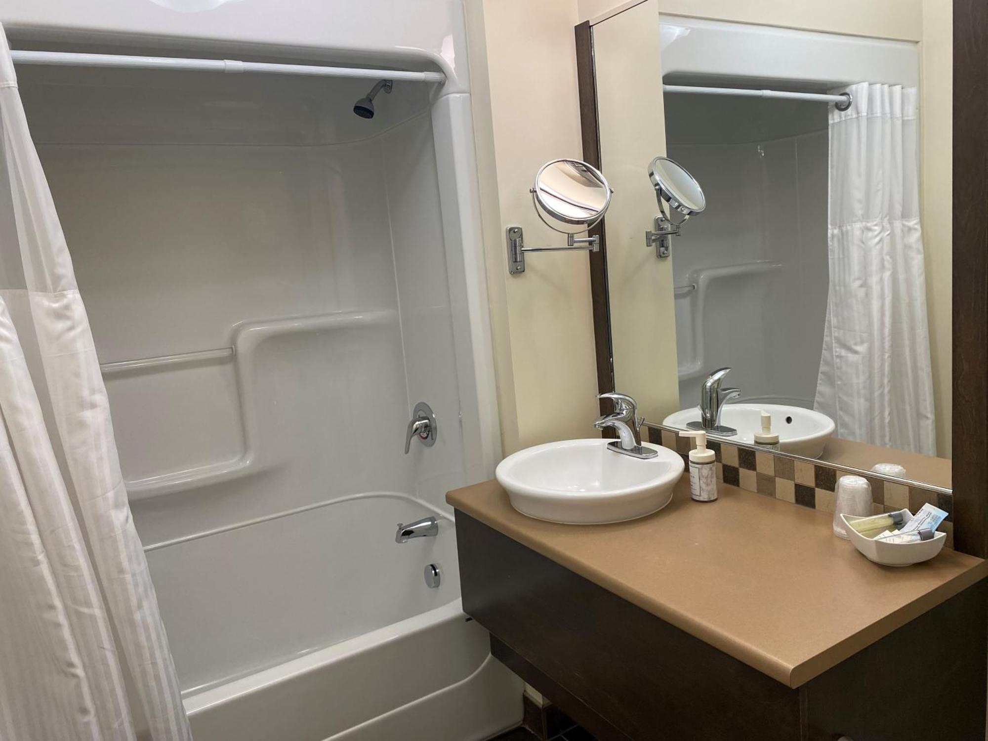 Hotel Centre-Ville Montmagny Luaran gambar